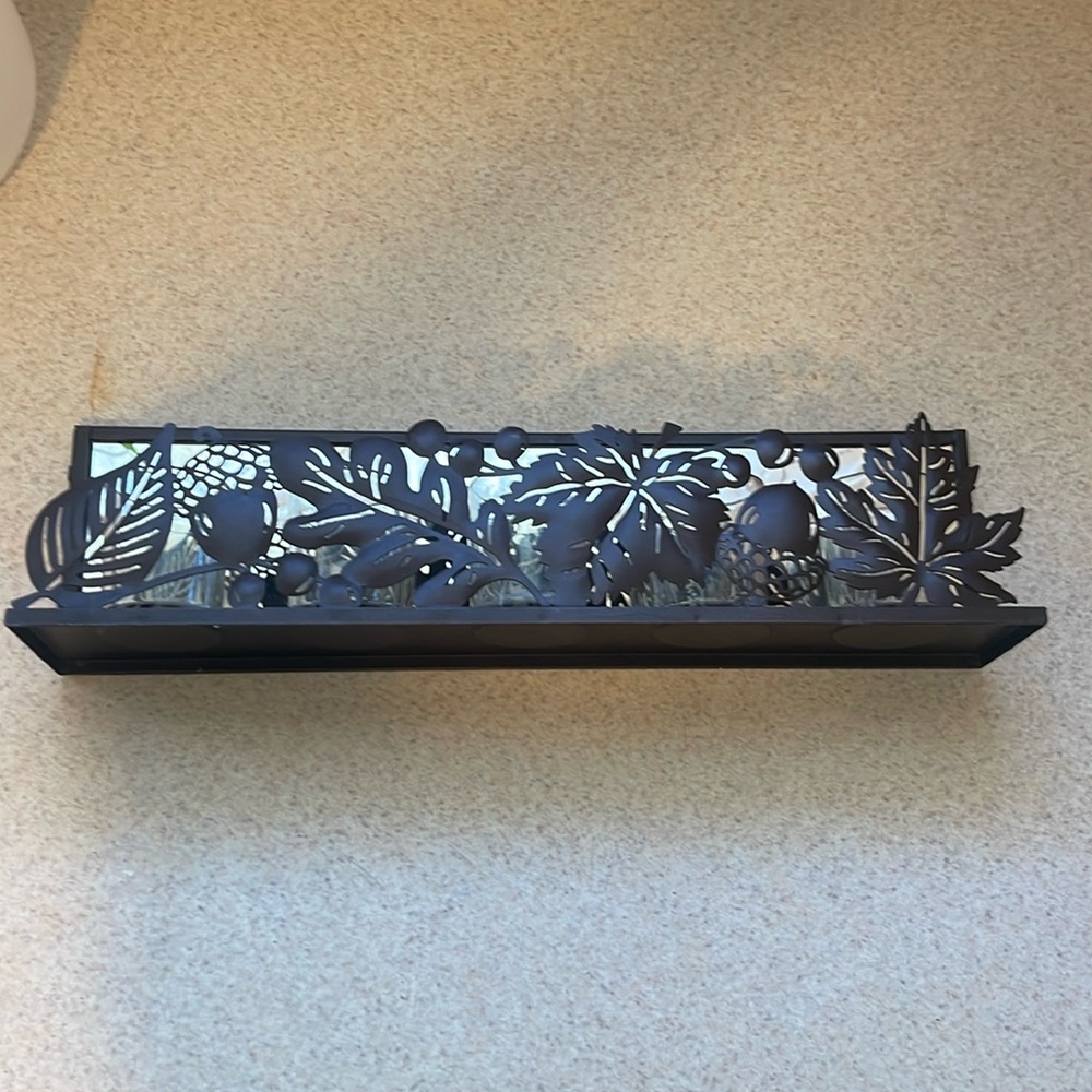 Candle holder